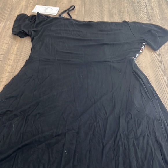 90 Bikatu animal print NWT size medium dress - Picture 6 of 6